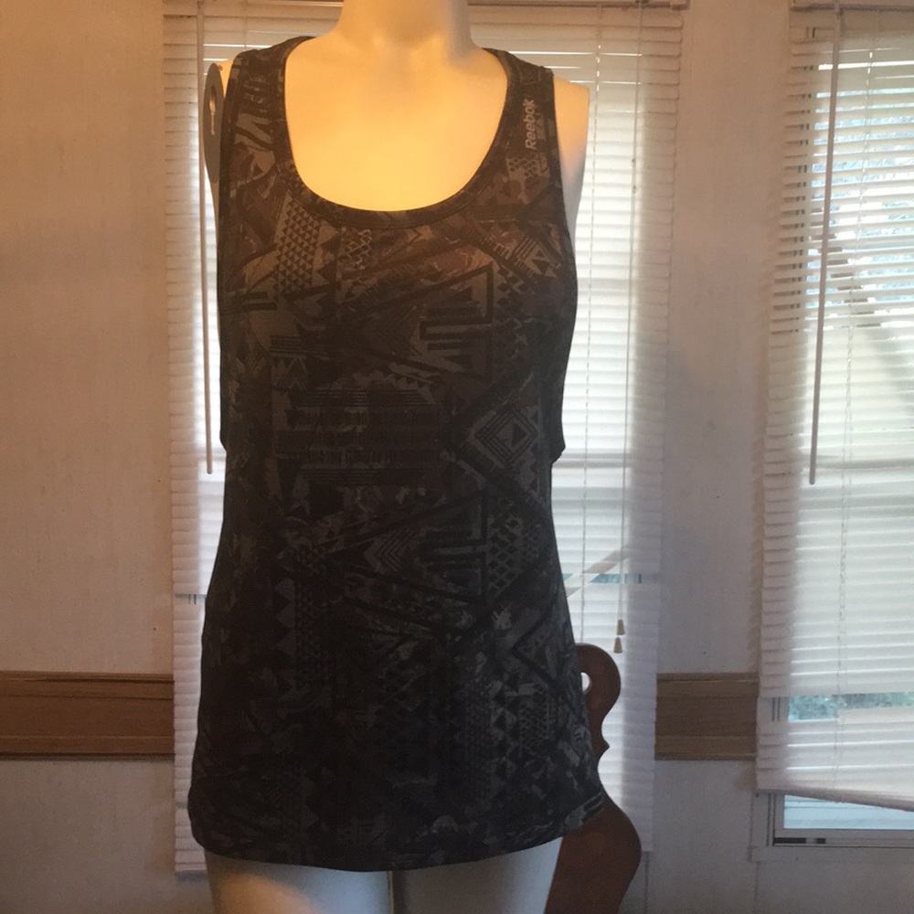 Reebok workout material athletic tanktop Sz. Small
